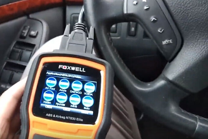 foxwell-nt630-elite-universal-airbag-reset-tool-3